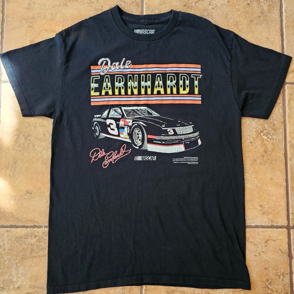 Dale Earnhardt NASCAR #3 Graphic Tee Size M Black
